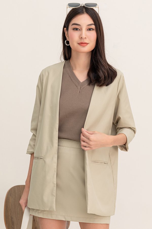 Everie Outerwear Sand