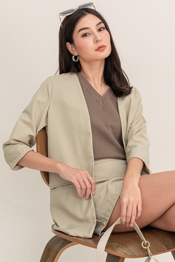 Everie Outerwear Sand