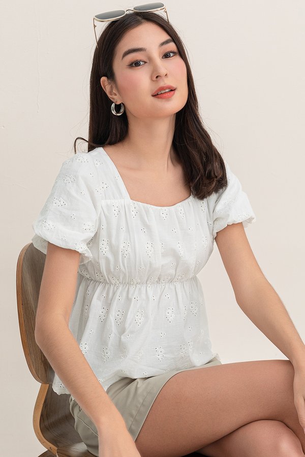 Lenna Top Eyelet