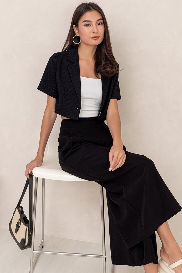 Costa Crop Blazer Black