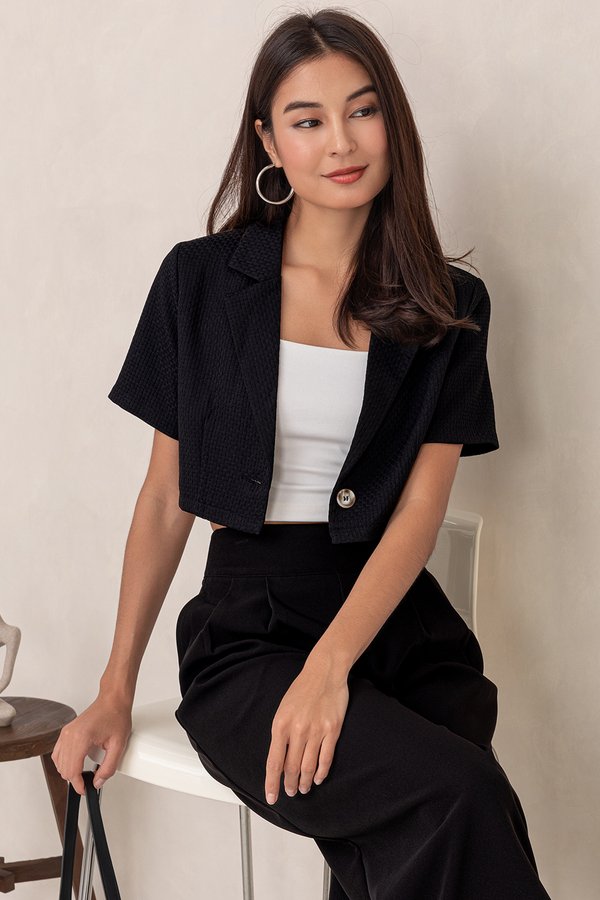 Costa Crop Blazer Black