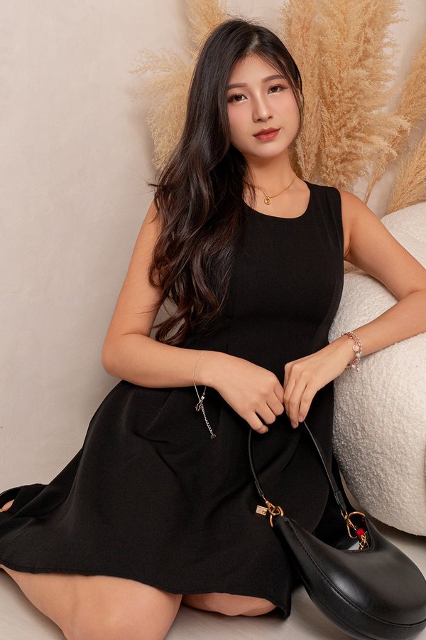 Hiro Dress Black