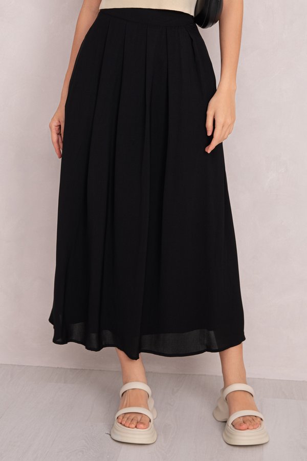 Kayden Midi Skirt Black