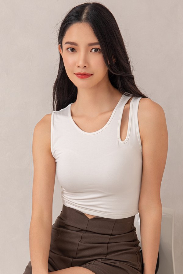 Dallie Padded Top White *MM*