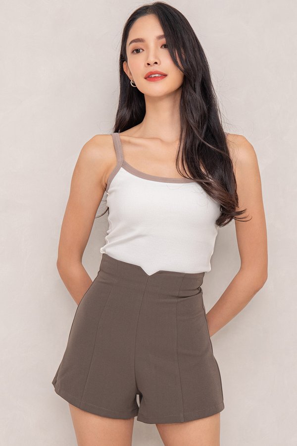 Maris Shorts Wood