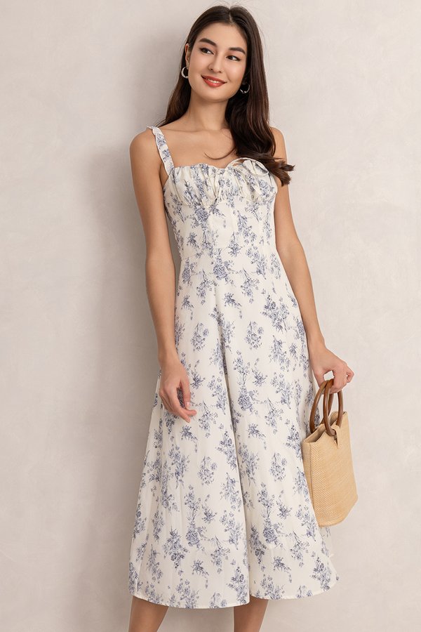 Veda Dress White Bouquet