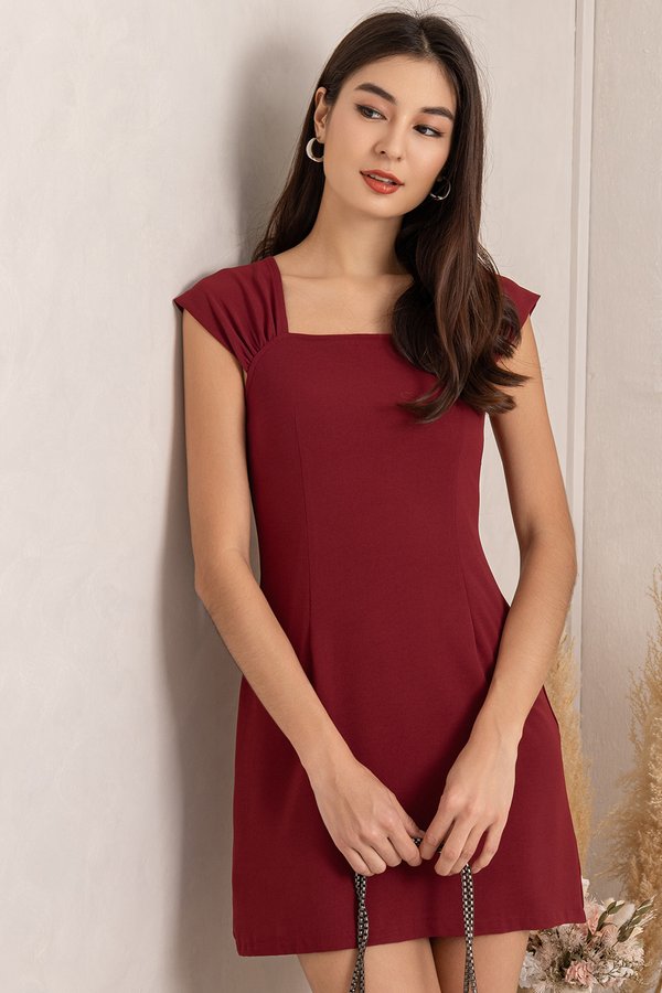 Tiana Dress Cherry Red