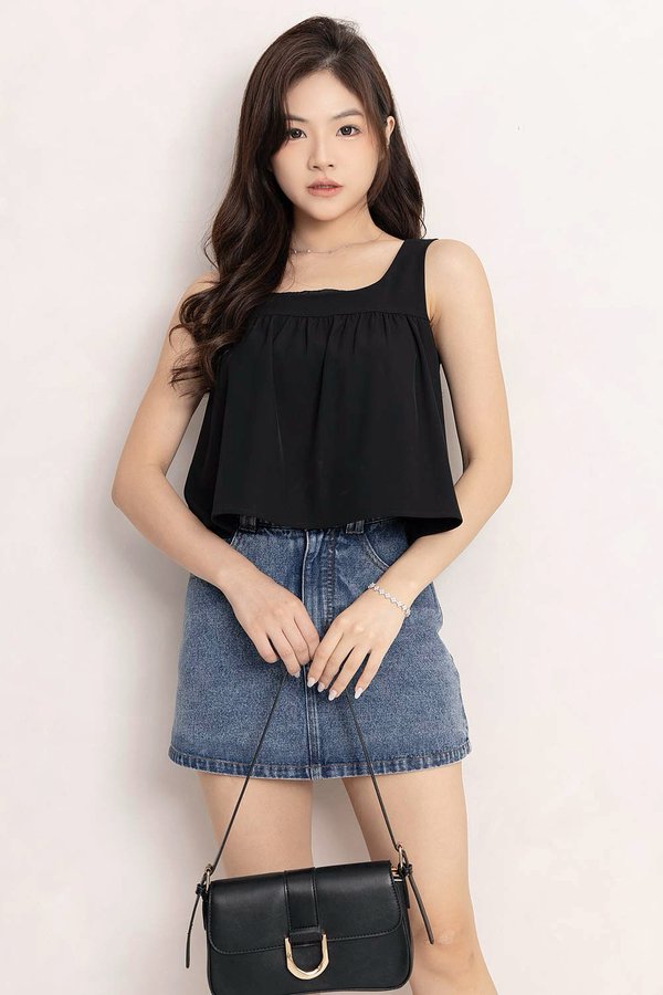 Aasta Top Black