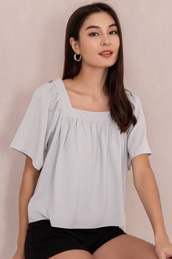 Mae Top Light Grey