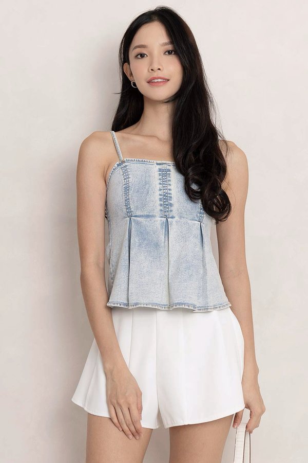 Tannie Denim Top Light Wash
