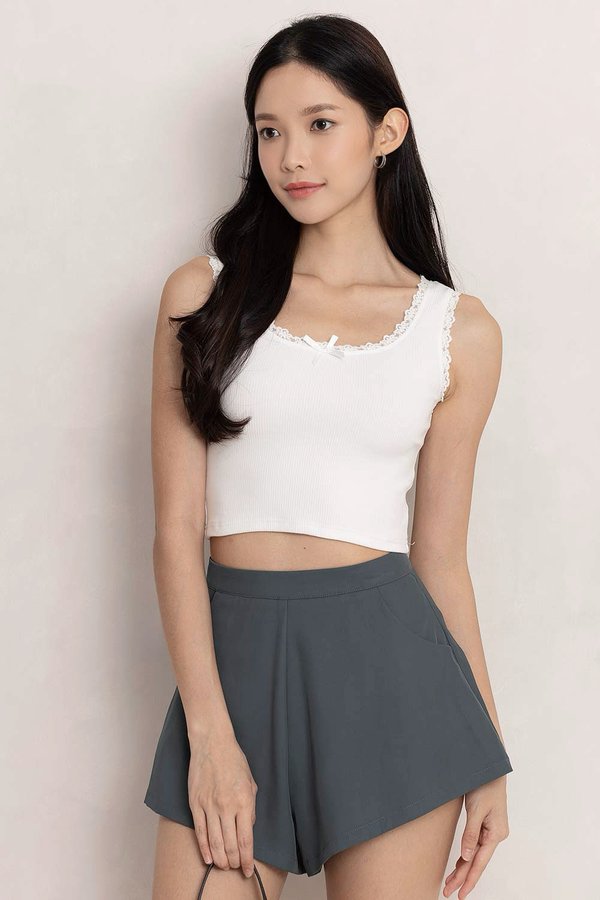 Hannah Shorts Peacock Green