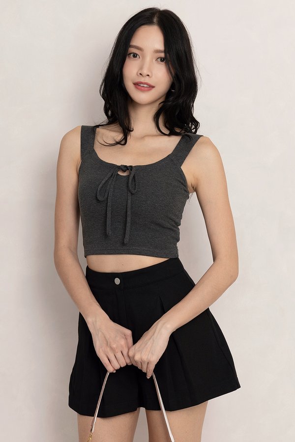 Eira Padded Top Dark Textured Grey *PLUSH*