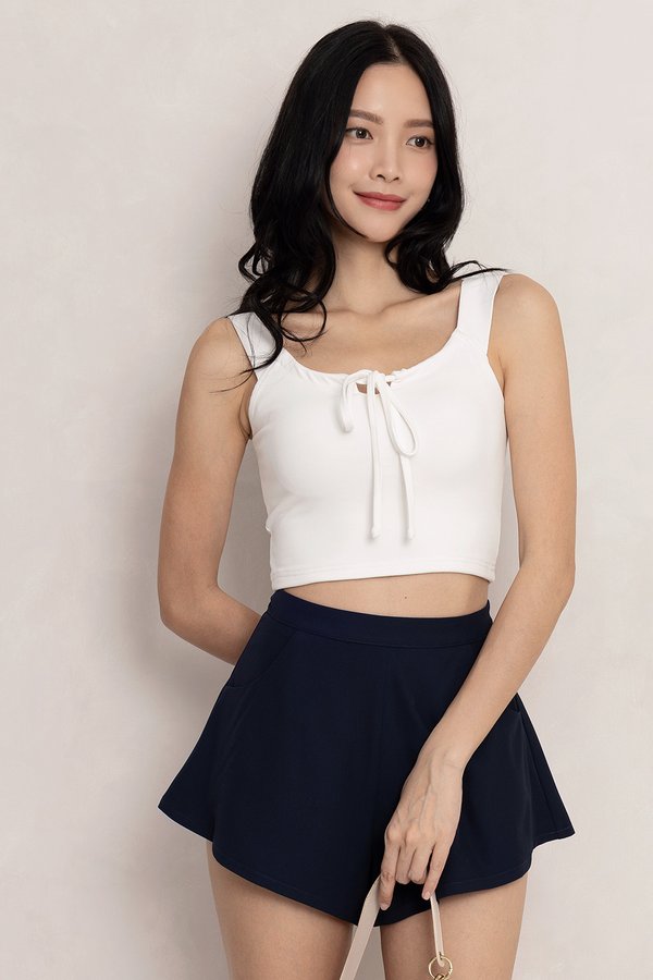 Eira Padded Top White *PLUSH*