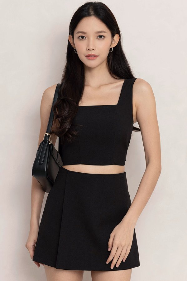 Amira Skorts Black