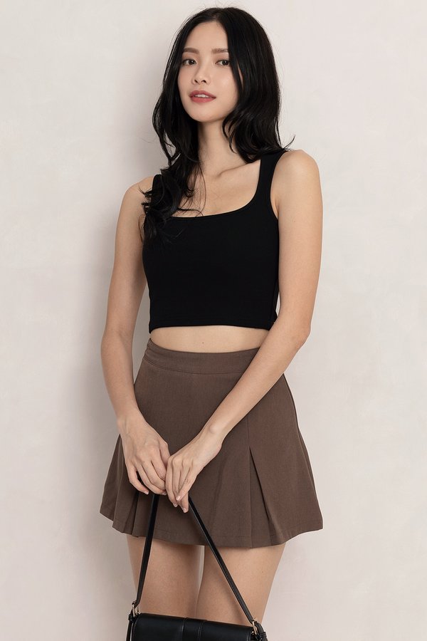 Eva Padded Top Black *PLUSH*