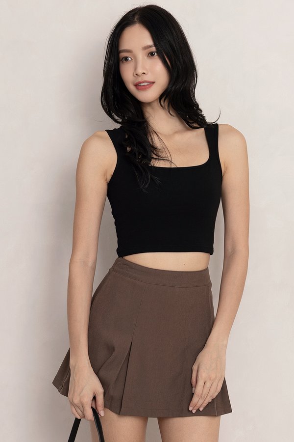 Eva Padded Top Black *PLUSH*