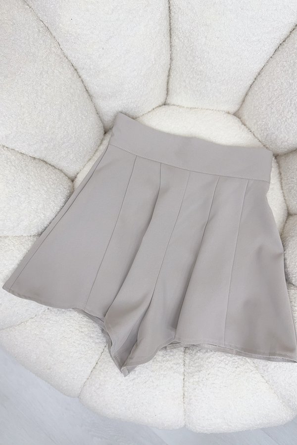 Nerine Shorts Ashy Beige