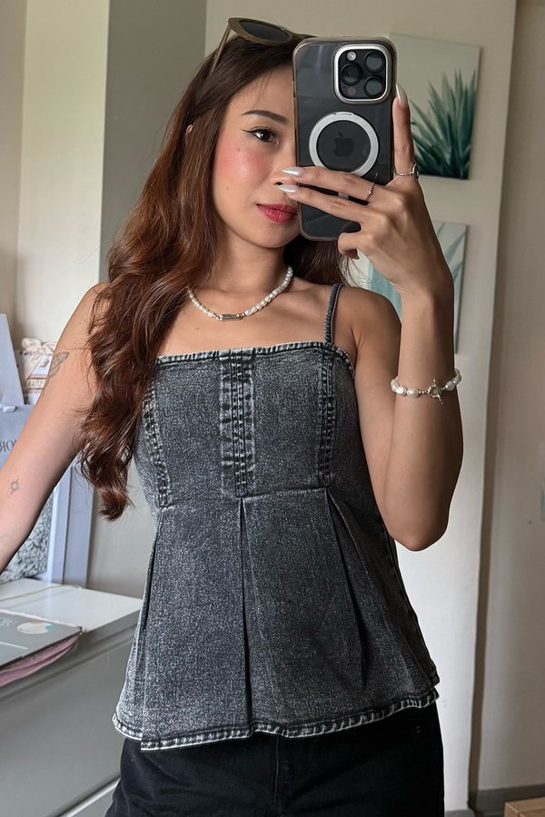Tannie Denim Top Black Acid