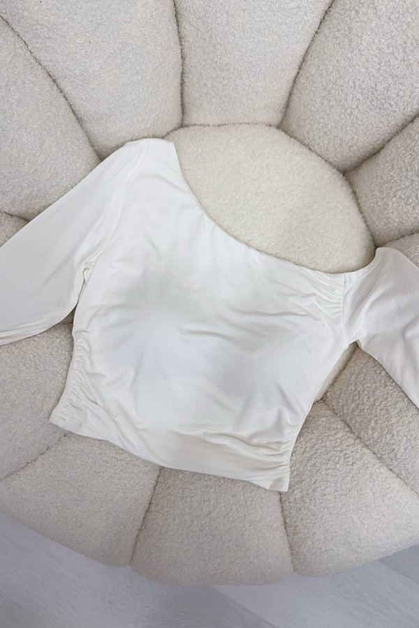 Carter Padded Top White *MM*