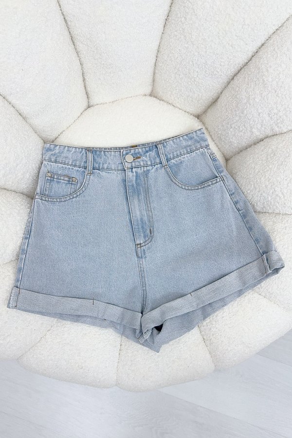 Ella Denim Shorts Light Wash