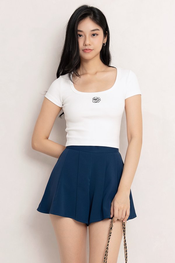The Rose Top White