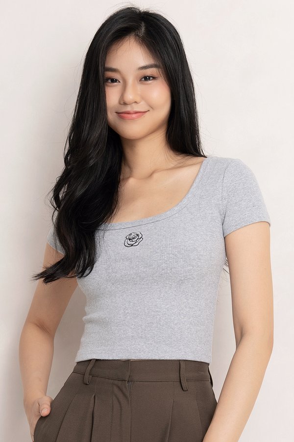 The Rose Top Light Textured Grey