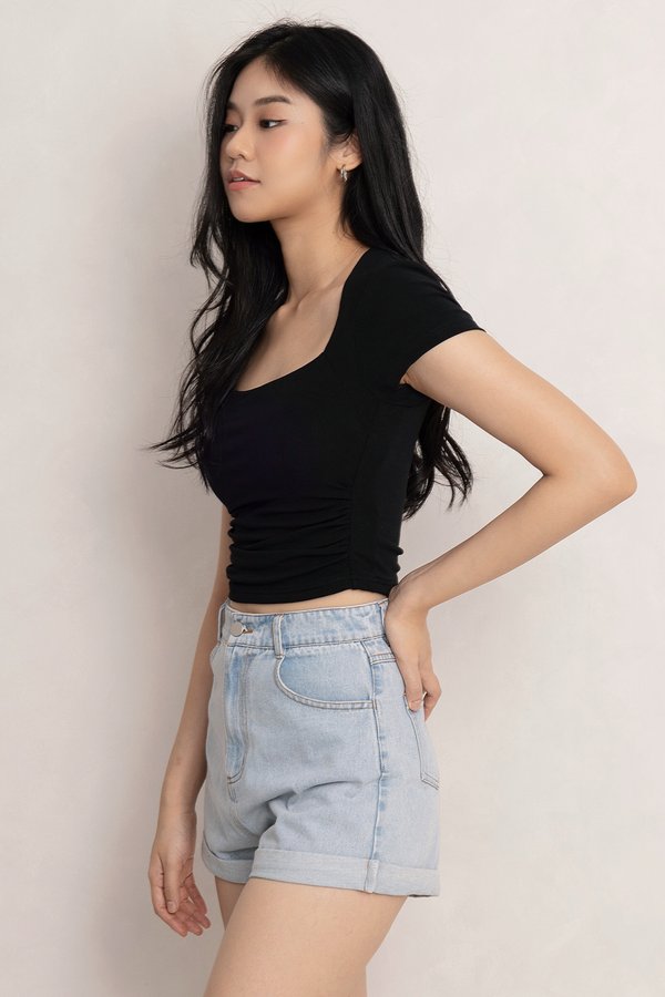Clifford Padded Top Black *PLUSH*
