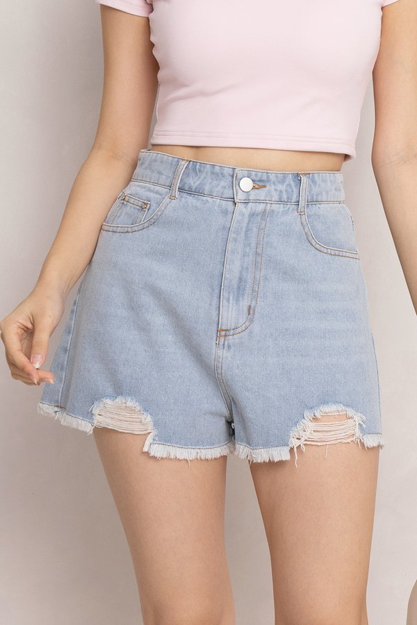 Willa Denim Shorts Light Wash