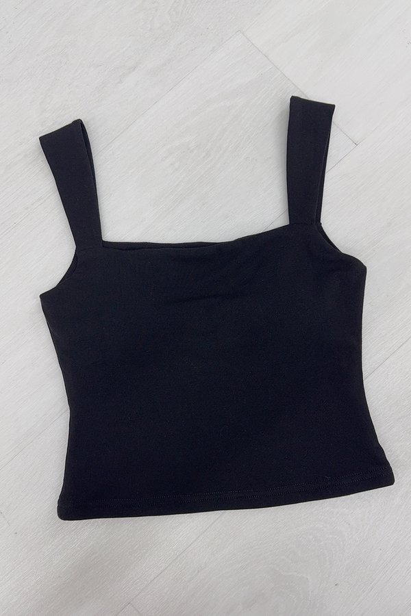 Uma Padded Top Black *PLUSH*