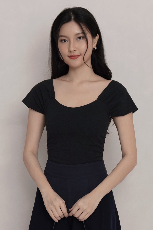 Elena Padded Top Black *PLUSH*