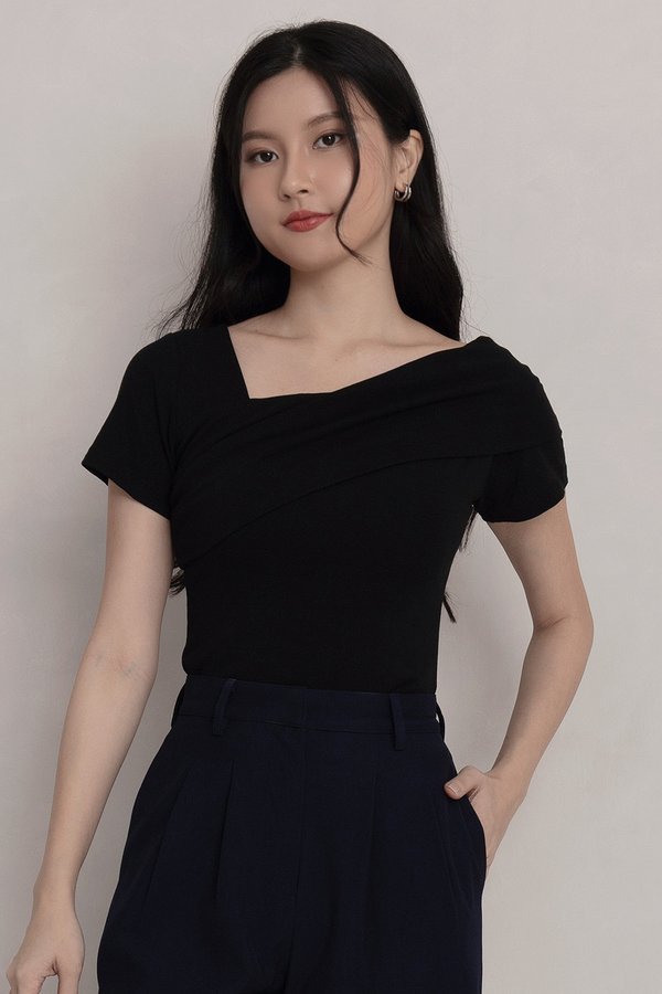 Jordyn Padded Top Black *PLUSH*