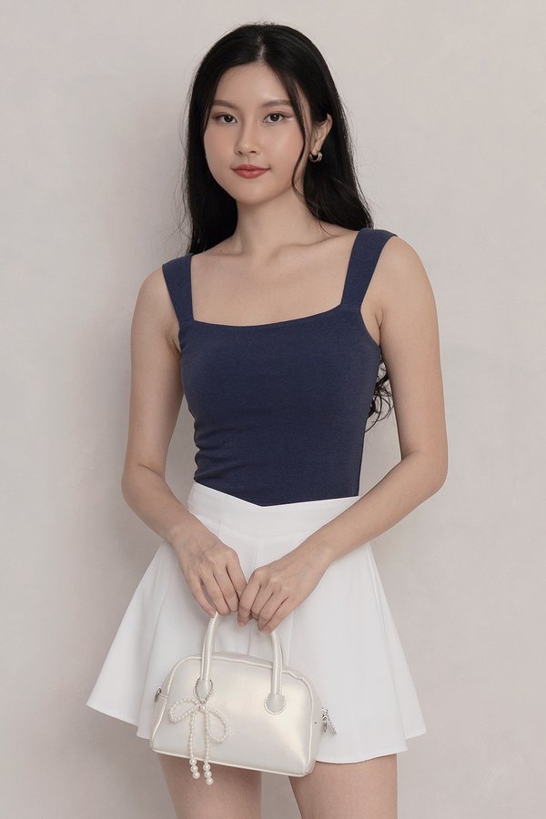 Serine Shorts White