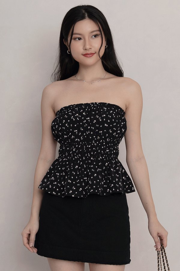 Peli Top Black Floral