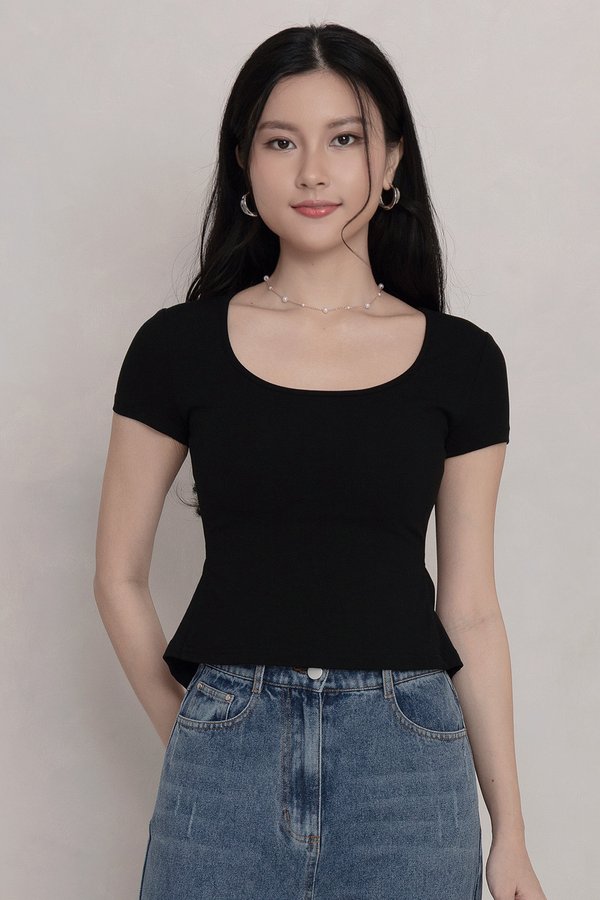 Zenya Padded Top Black *PLUSH*