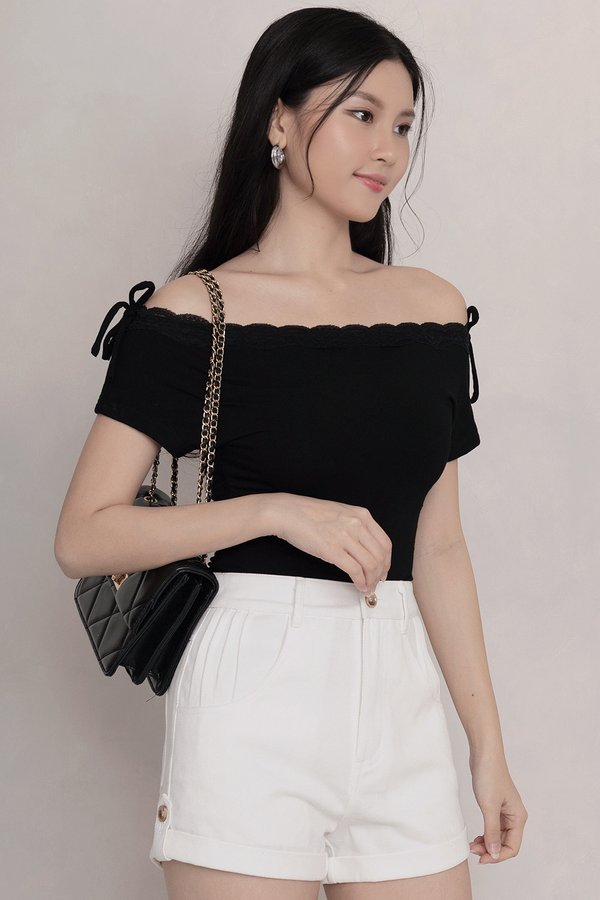 Vespera Padded Top Black *MM*