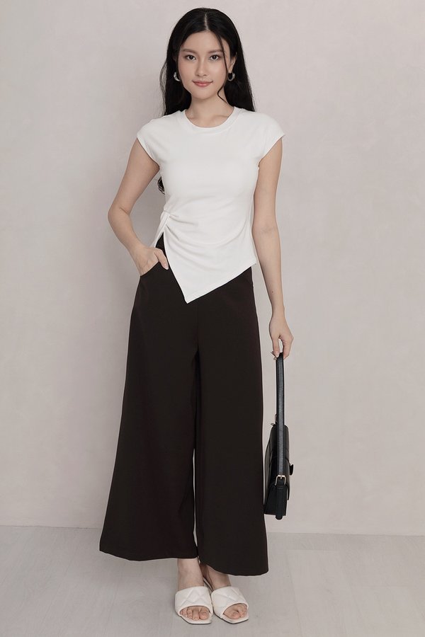 Brissa Padded Top White *PLUSH*