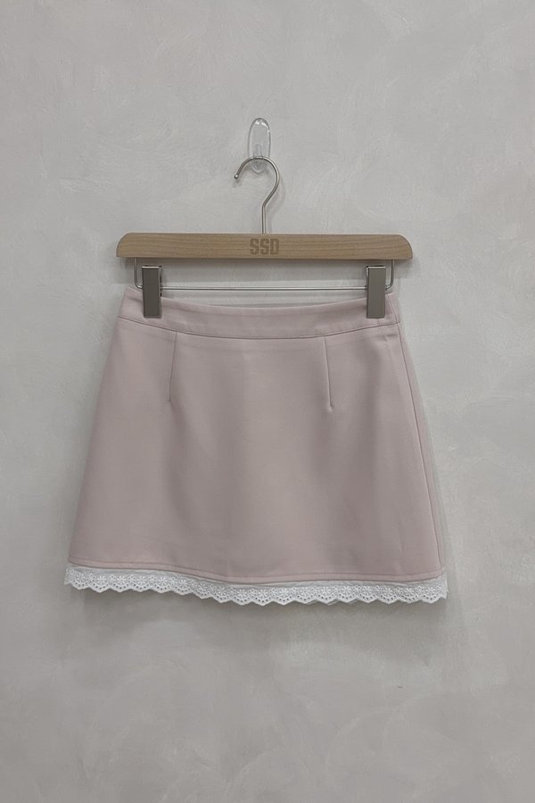 Delphine Lace Skorts Pink