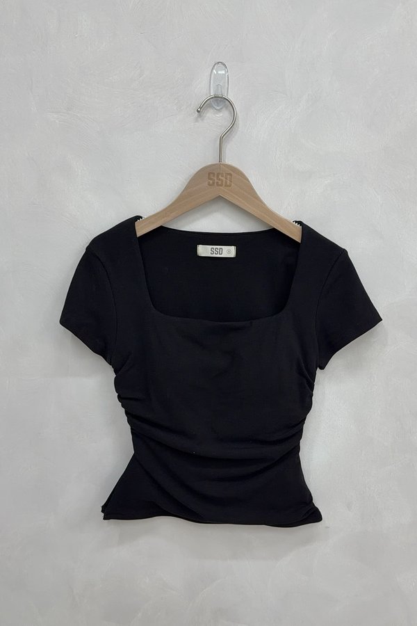 Nerida Padded Top Black *PLUSH*