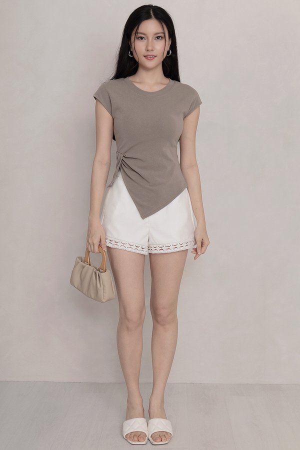 Brissa Padded Top Taupe *PLUSH*
