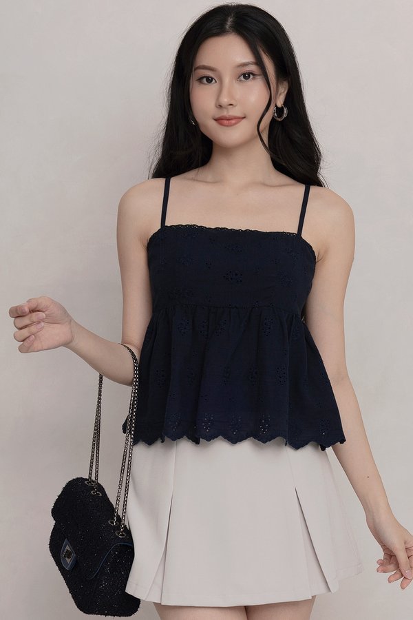 Della Padded Eyelet Top Navy