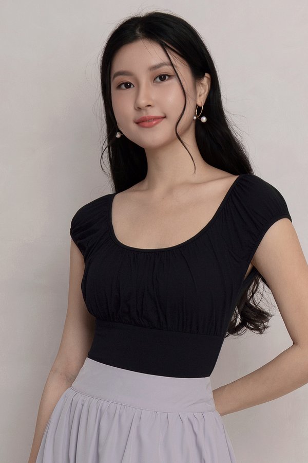 Azalea Padded Top Black *TOFU*