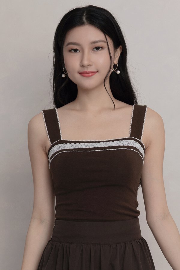 Malida Padded Top Dark Cocoa *PLUSH*