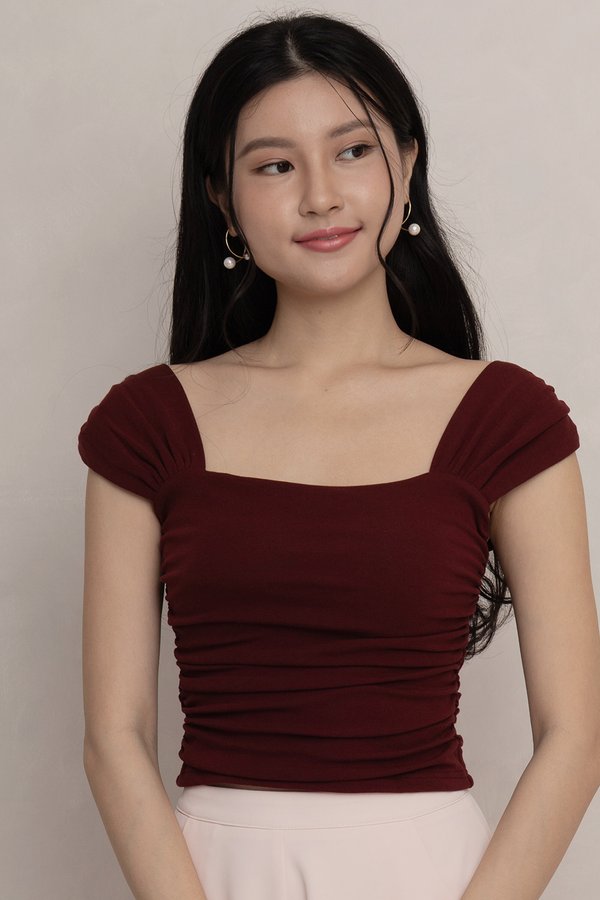 Moona Padded Top Maroon *PLUSH*