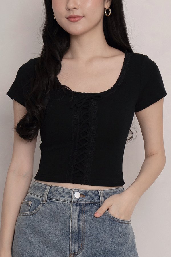 Verine Padded Top Black *PLUSH*