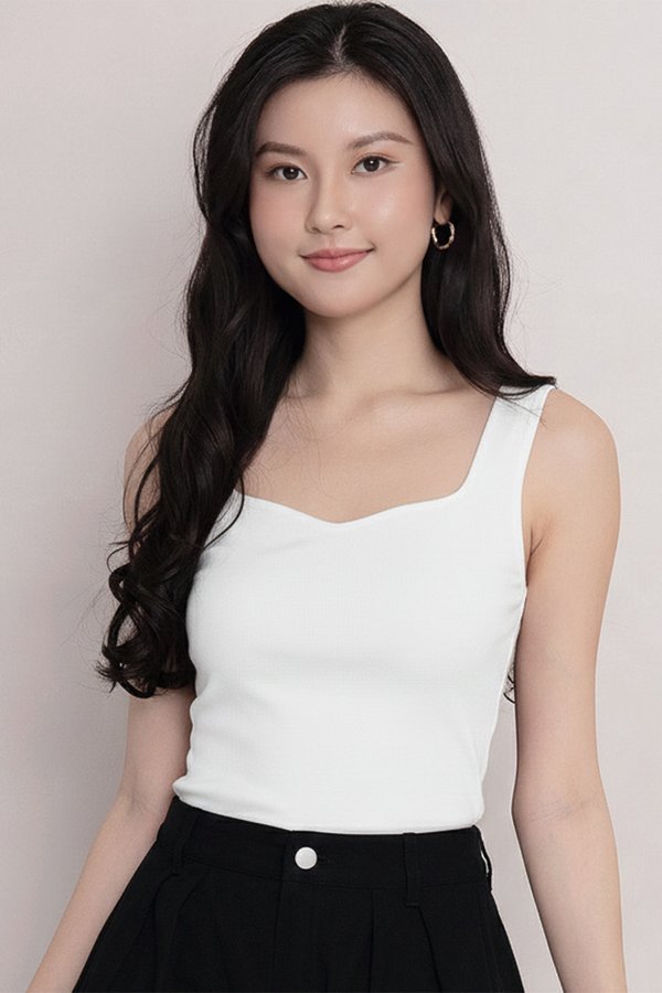 Teagan Padded Top White *PLUSH*