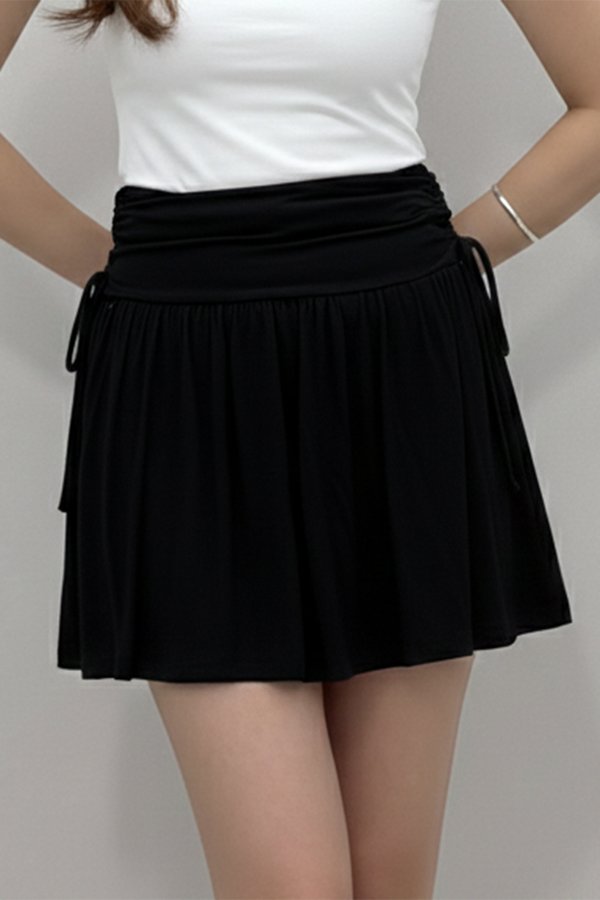Lunette Skorts Black *MM*