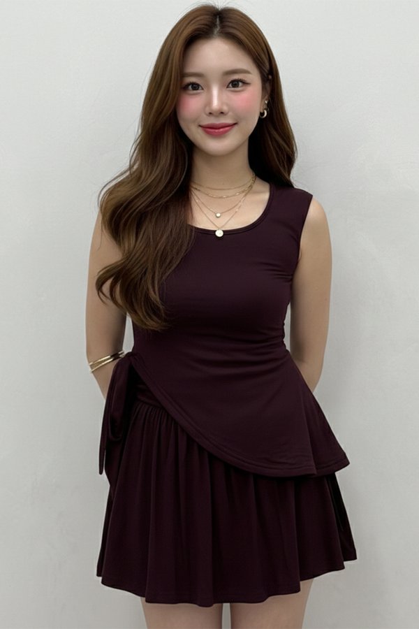 Sora Slant Padded Top Burgundy *MM*