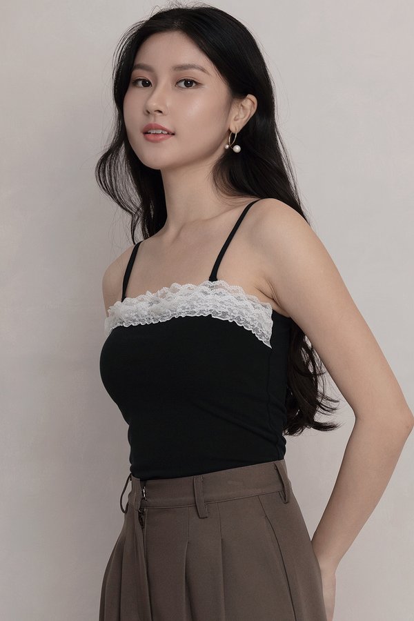 Thalia Padded Top Black *PLUSH*