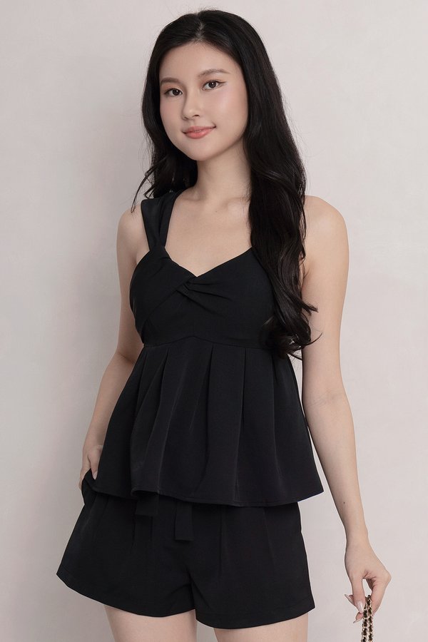 Clarissa Padded Top Black