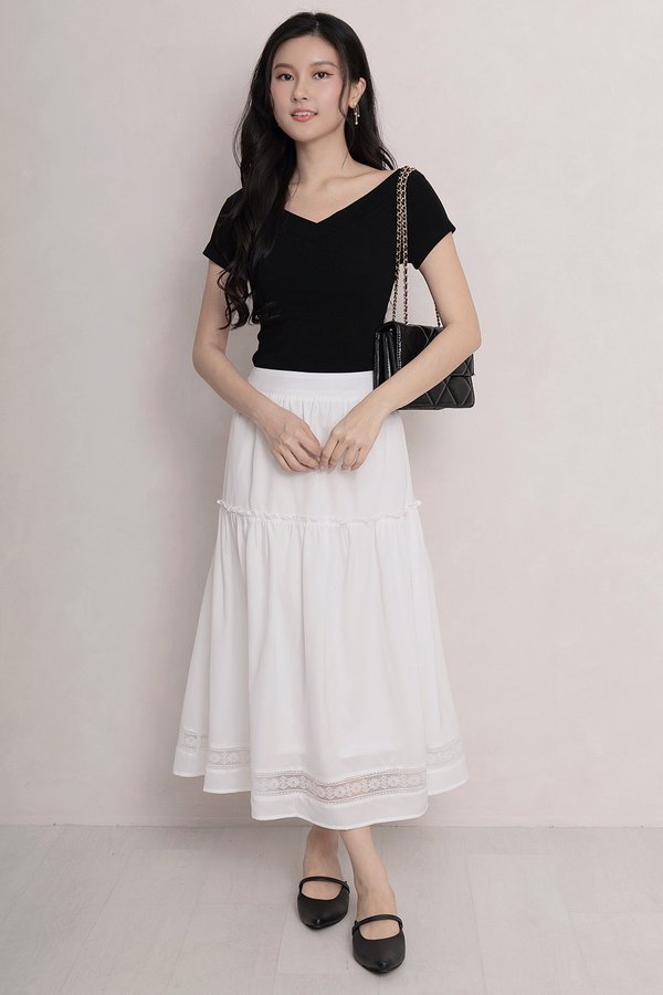 Oleander Padded Top Black *PLUSH*